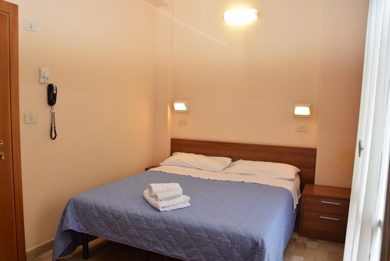 Hotel Annetta Rimini Exterior foto
